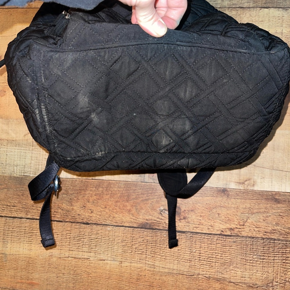 ♥️HP♥️Vera Bradley quilted Backpack - Picture 3 of 9